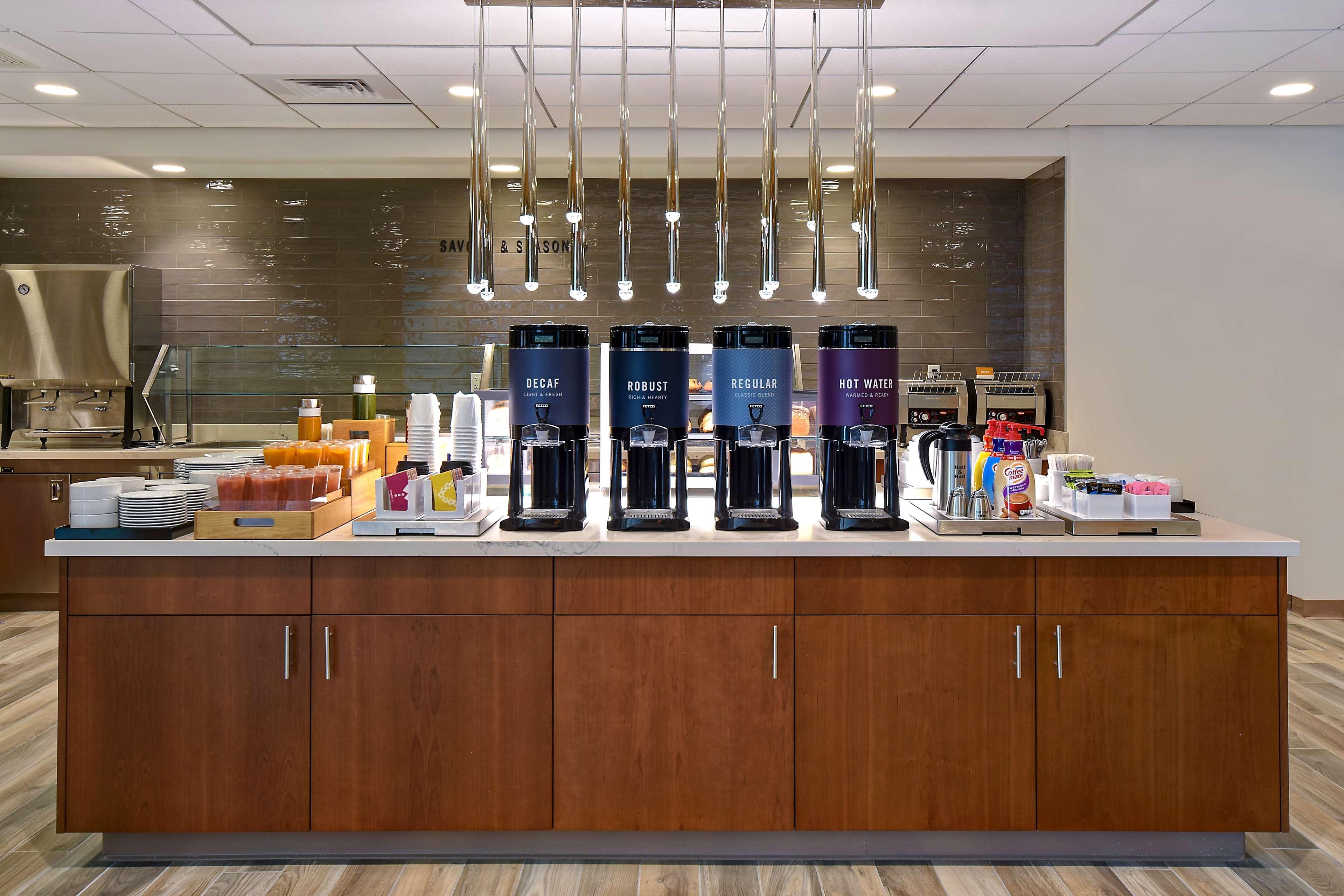 Hampton Inn & Suites Las Vegas Convention Center - No Resort Fee Zewnętrze zdjęcie